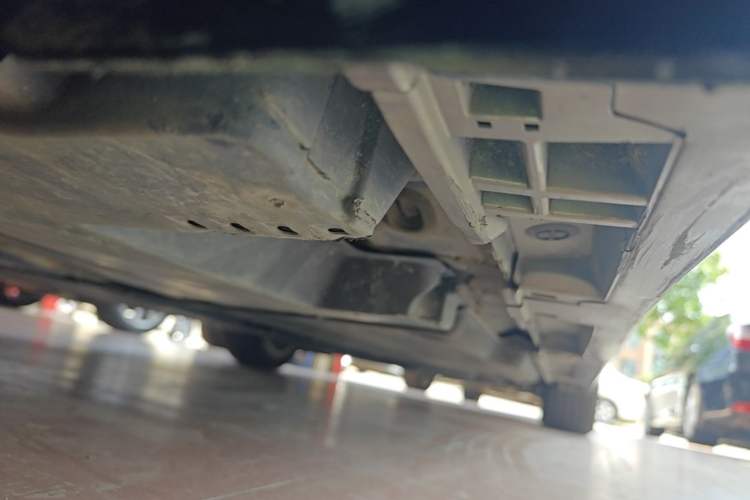 Used Lexus ES 2018 260 Excellence Edition China VI Standard Right Side Sill