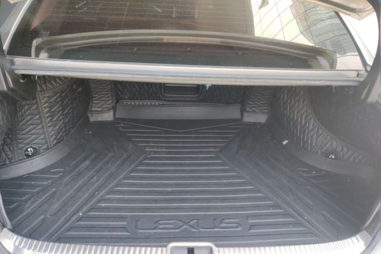 Used Lexus ES 2018 200 Luxury Edition China V Standard Trunk