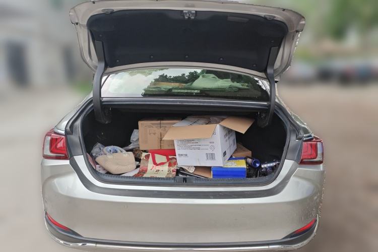 Used Lexus ES 2018 300h Premier Edition China VI Standard Trunk
