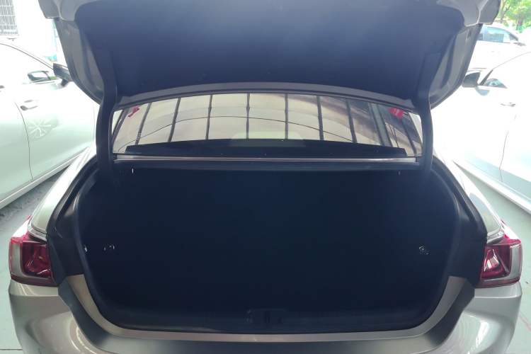 Used Lexus ES 2018 200 Luxury Edition China V Standard Trunk