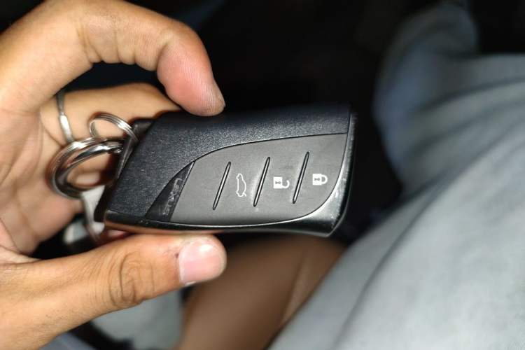 Used Lexus ES 2018 200 Luxury Edition China V Standard Vehicle Key