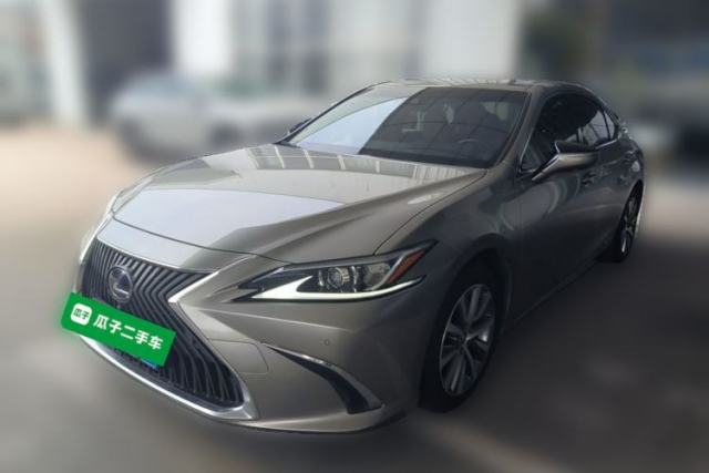 Used Lexus ES 2018 300h Premier Edition China VI Standard