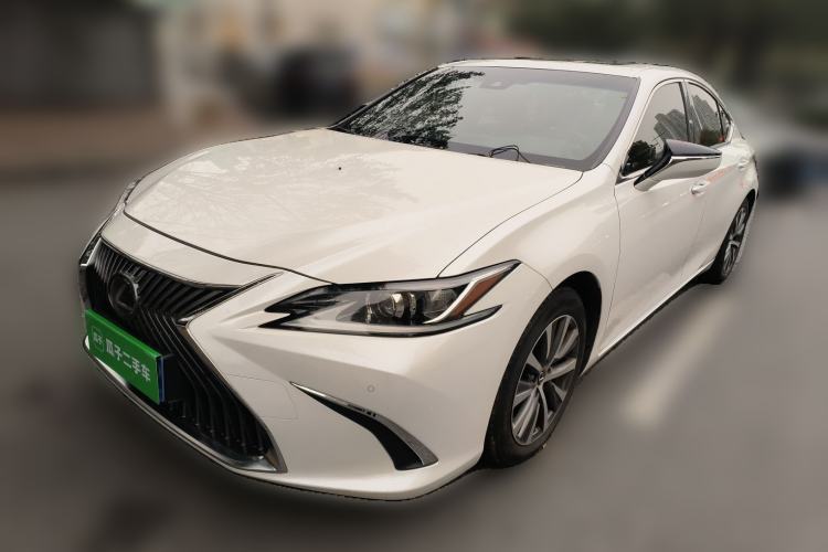 Used Lexus ES 2018 200 Excellence Edition China V Standard Guazi used car, China used car export, Used car for sale, Used  cars, Cheapest cars for sale