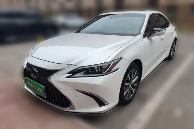 Used Lexus ES 2018 260 Excellence Edition China V Standard