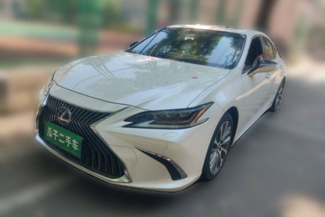 Used Lexus ES 2018 300h Premium Edition China V Standard