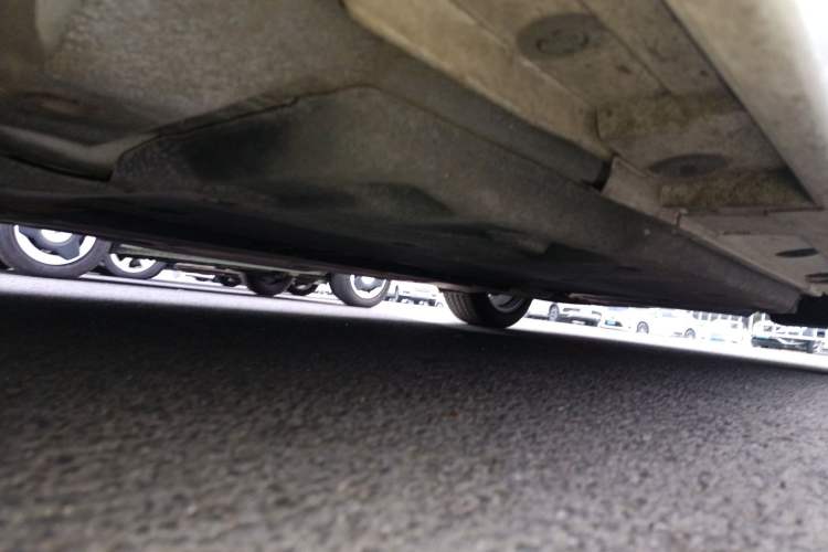 Used Lexus ES 2018 300h Premier Edition China VI Standard Chassis Front Left