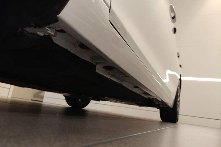 Used Lexus ES 2018 200 Excellence Edition China VI Standard Chassis Front Left