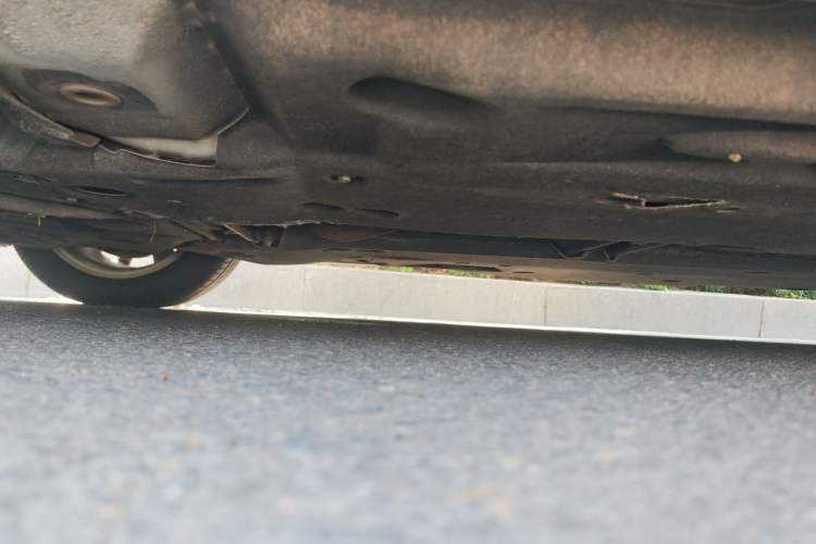 Used Lexus ES 2018 300h Premier Edition China VI Standard Chassis Front Left