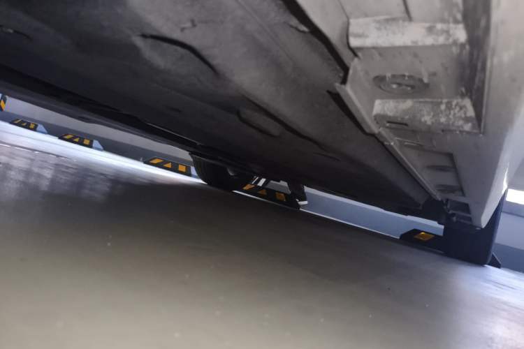 Used Lexus ES 2018 200 Excellence Edition China VI Standard Chassis Front Left
