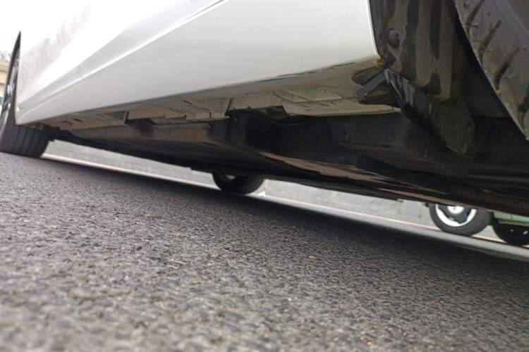 Used Lexus ES 2018 300h Premier Edition China VI Standard Chassis Rear Left