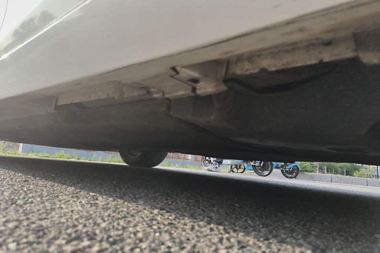 Used Lexus ES 2018 300h Premier Edition China VI Standard Chassis Rear Left