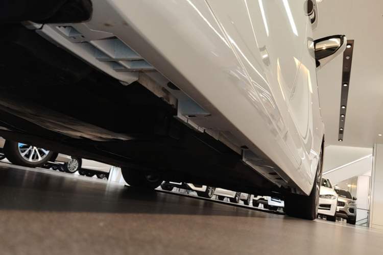 Used Lexus ES 2018 200 Excellence Edition China VI Standard Chassis Rear Right