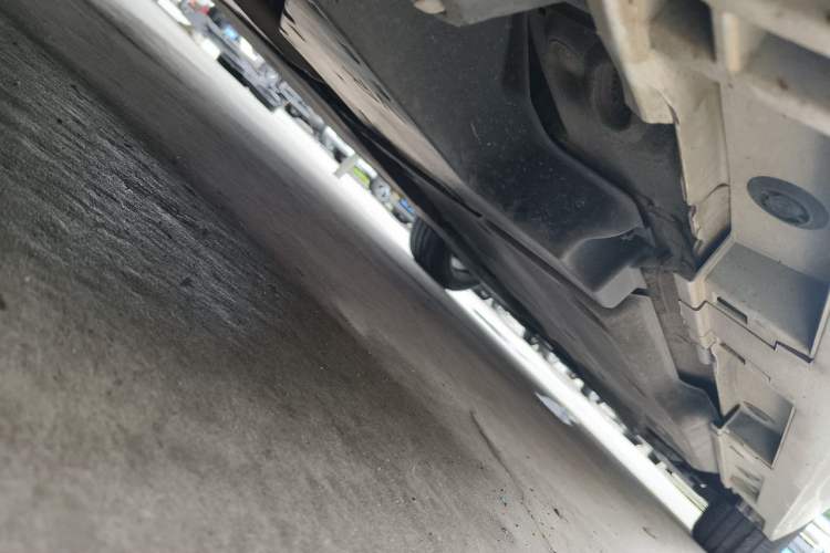 Used Lexus ES 2018 300h Premier Edition China VI Standard Chassis Rear Right