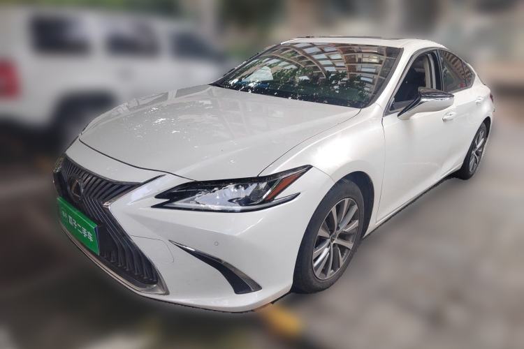 Used Lexus ES 2018 200 Excellence Edition China V Standard Guazi used car, China used car export, Used car for sale, Used  cars, Cheapest cars for sale
