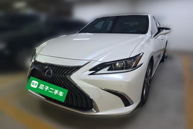 Used Lexus ES 2018 300h Premier Edition China V Standard