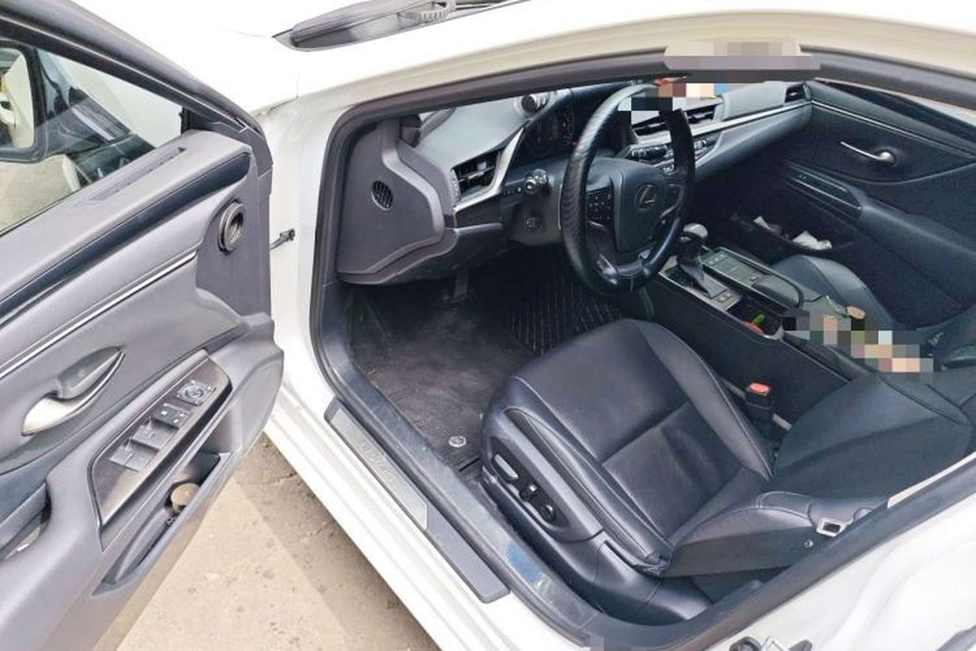 Used Lexus ES 2018 200 Excellence Edition China V Standard Driver Seat