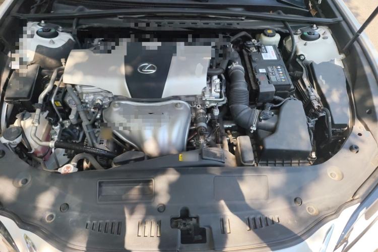 Used Lexus ES 2018 200 Excellence Edition China V Standard Engine Bay