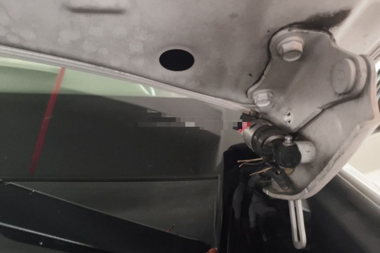 Used Lexus ES 2018 200 Excellence Edition China VI Standard Engine Bay Left