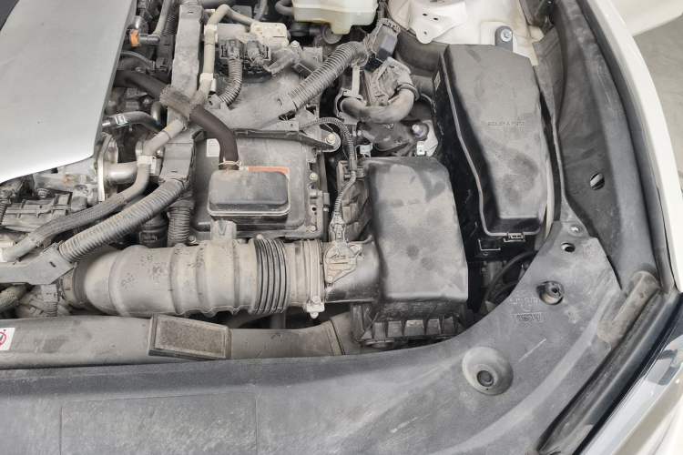 Used Lexus ES 2018 300h Premier Edition China VI Standard Engine Bay Left