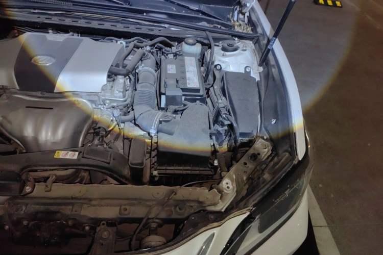 Used Lexus ES 2018 200 Excellence Edition China V Standard Engine Bay Left