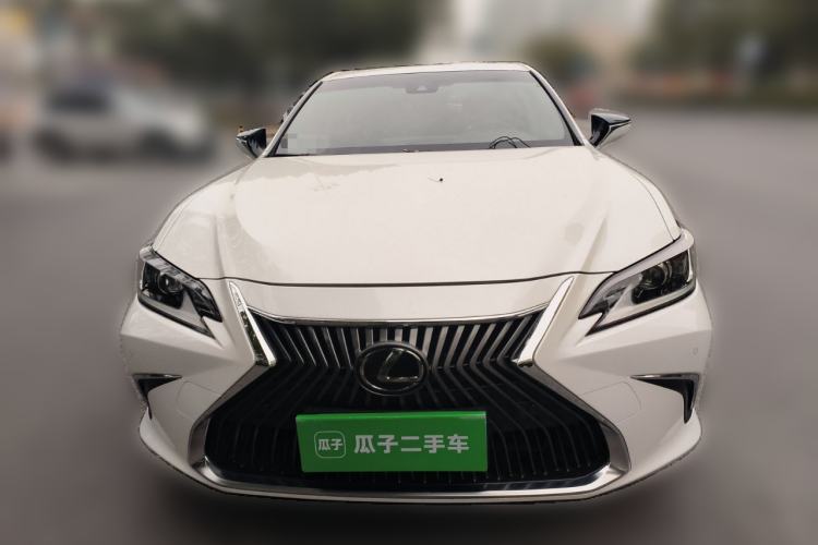 Used Lexus ES 2018 200 Excellence Edition China V Standard Exterior 1