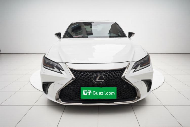 Used Lexus ES 2018 260 F SPORT China V Standard Exterior 1