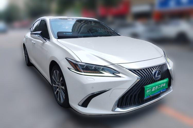 Used Lexus ES 2018 300h Premium Edition China V Standard Exterior 2