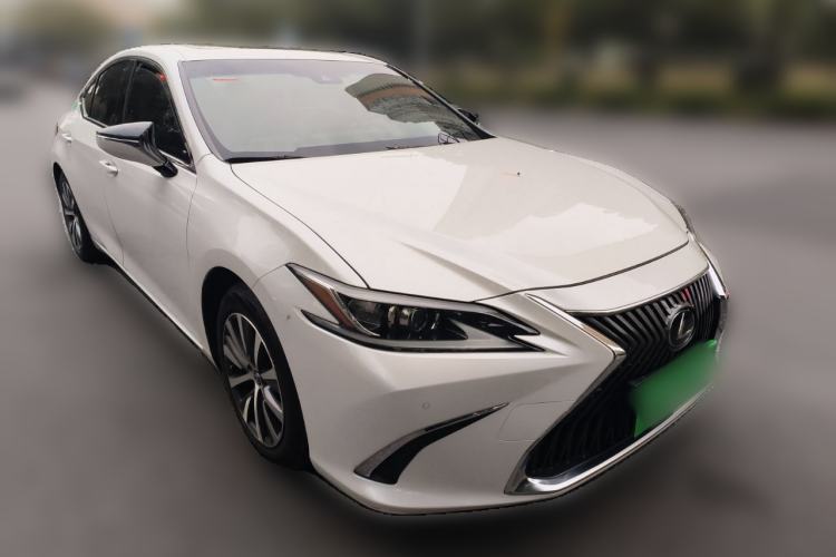 Used Lexus ES 2018 200 Excellence Edition China V Standard Exterior 2
