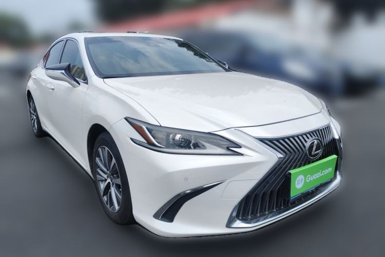Used Lexus ES 2018 200 Excellence Edition China V Standard Exterior 2