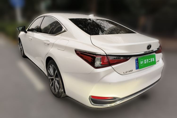 Used Lexus ES 2018 200 Excellence Edition China V Standard Exterior 3
