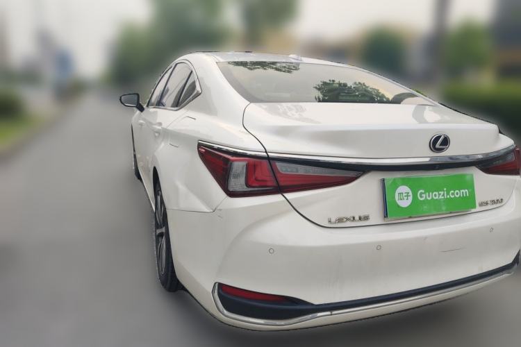 Used Lexus ES 2018 200 Excellence Edition China V Standard Exterior 3