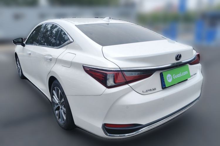 Used Lexus ES 2018 200 Excellence Edition China V Standard Exterior 3