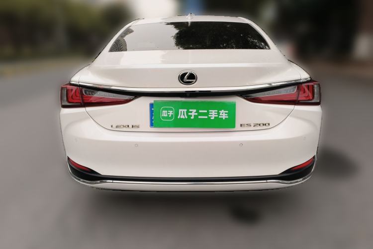 Used Lexus ES 2018 200 Excellence Edition China V Standard Exterior 4