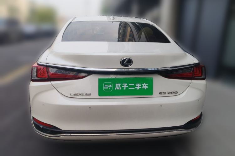 Used Lexus ES 2018 200 Excellence Edition China V Standard Exterior 4