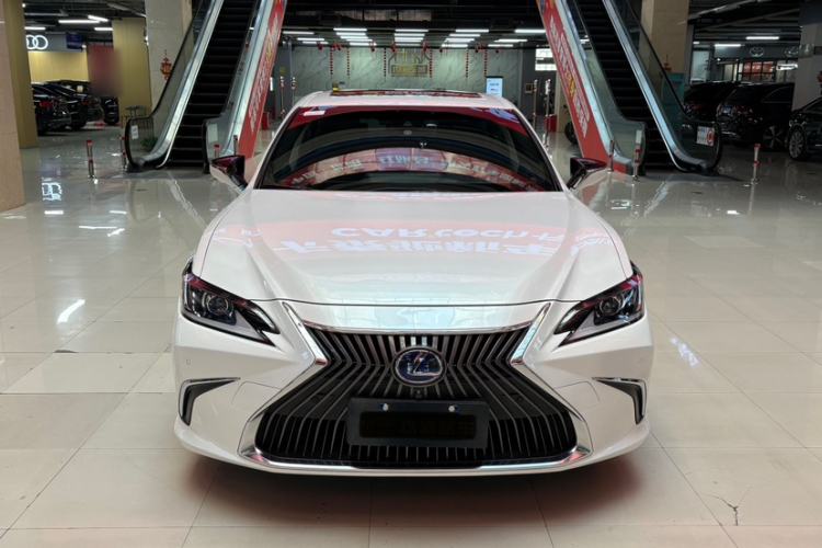 Used Lexus ES 2018 300h Premier Edition China VI Standard Exterior 4