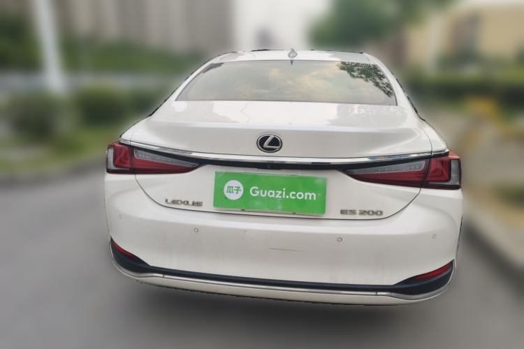 Used Lexus ES 2018 200 Excellence Edition China V Standard Exterior 4