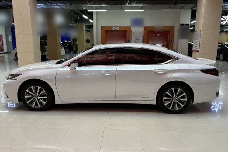Used Lexus ES 2018 300h Premier Edition China VI Standard Exterior 5