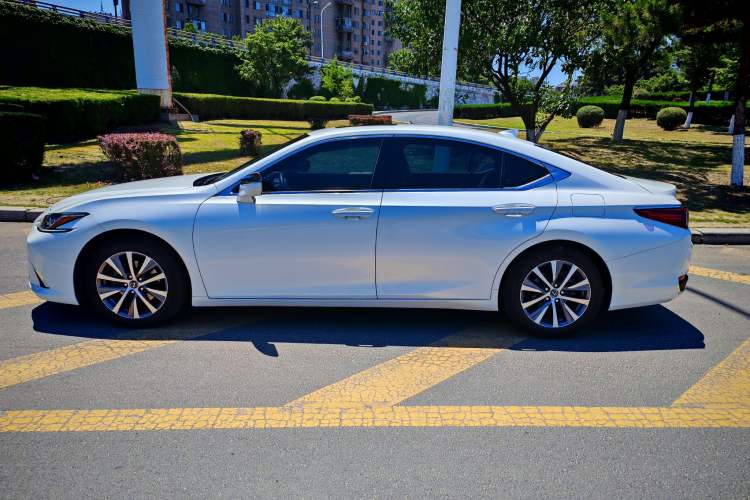Used Lexus ES 2018 200 Excellence Edition China VI Standard Exterior 5