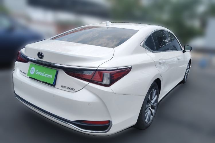 Used Lexus ES 2018 200 Excellence Edition China V Standard Exterior 5
