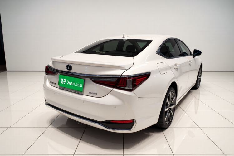 Used Lexus ES 2018 200 Excellence Edition China V Standard Exterior 5
