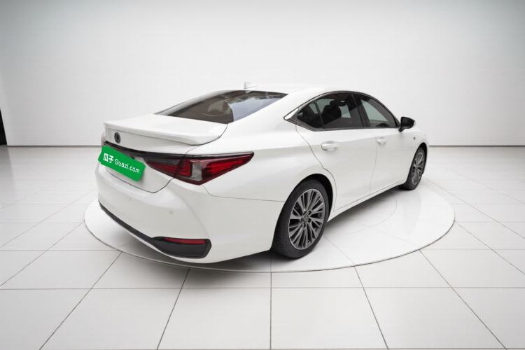 Used Lexus ES 2018 260 F SPORT China V Standard Exterior 5