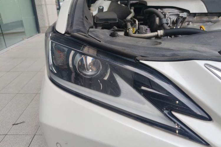 Used Lexus ES 2018 200 Excellence Edition China V Standard Exterior 6