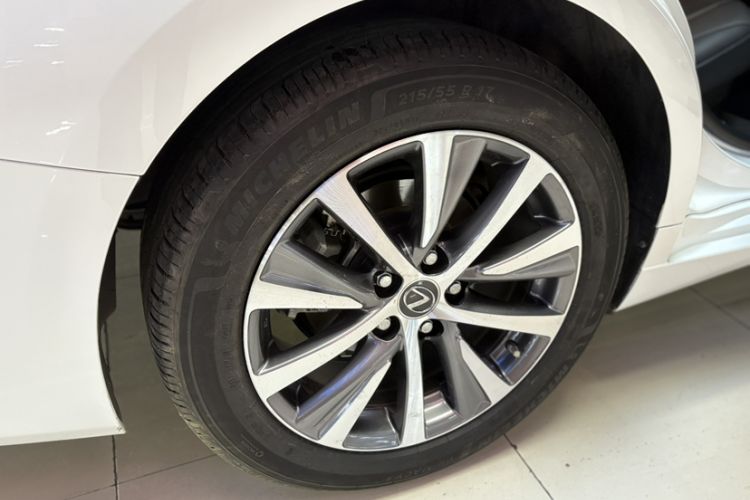 Used Lexus ES 2018 300h Premier Edition China VI Standard Exterior 6