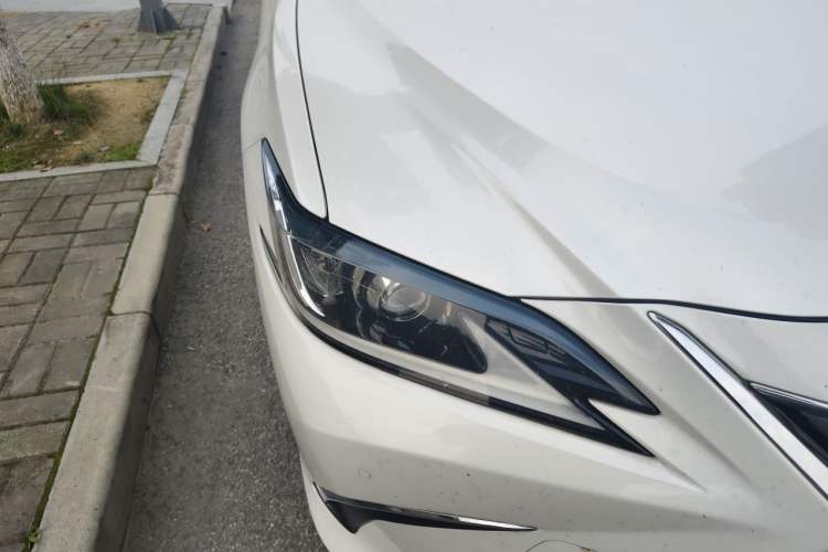 Used Lexus ES 2018 200 Excellence Edition China V Standard Exterior 6