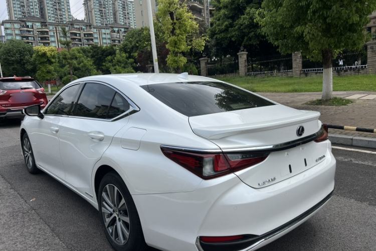 Used Lexus ES 2018 300h Premier Edition China VI Standard Exterior 7