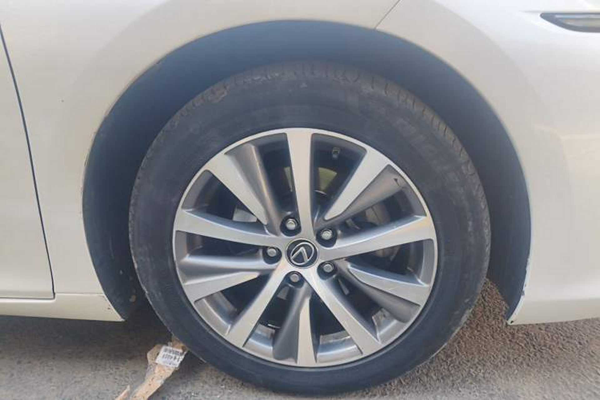 Used Lexus ES 2018 200 Excellence Edition China V Standard Exterior 7