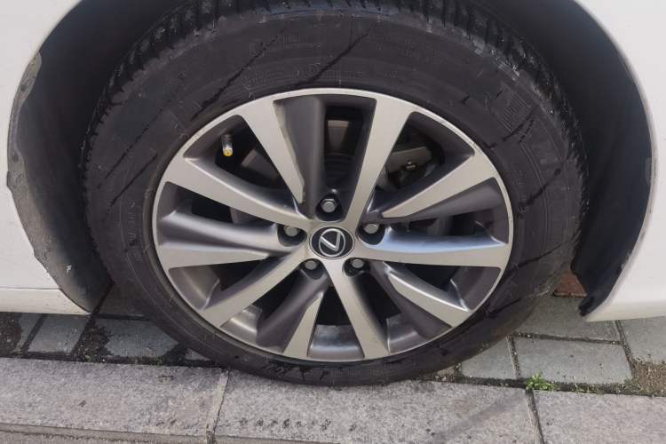 Used Lexus ES 2018 200 Excellence Edition China V Standard Exterior 7