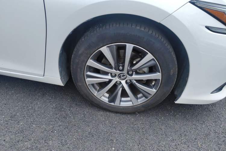 Used Lexus ES 2018 200 Excellence Edition China V Standard Exterior 7