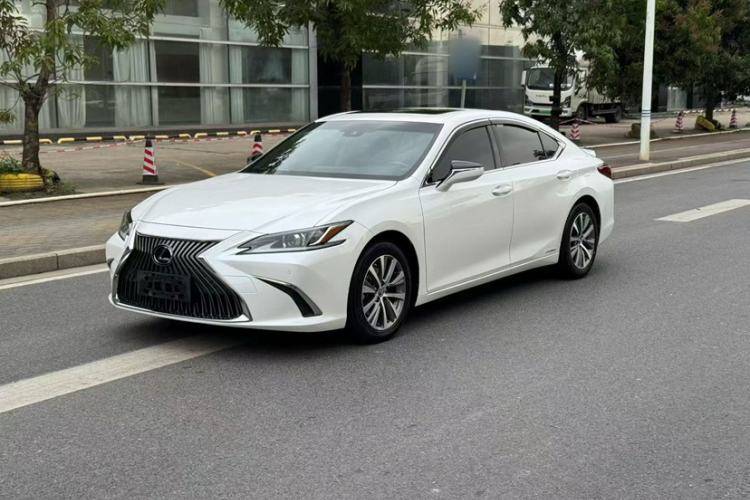 Used Lexus ES 2018 300h Premier Edition China VI Standard Exterior 8