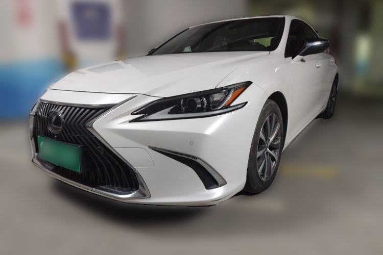 Used Lexus ES 2018 200 Luxury Edition China V Standard Guazi used car, China used car export, Used car for sale, Used  cars, Cheapest cars for sale